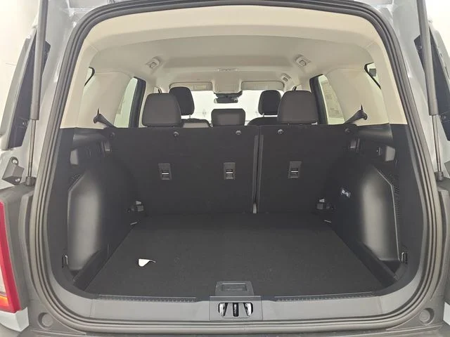 New 2026 Space White Metallic Ford Big Bend® image 17