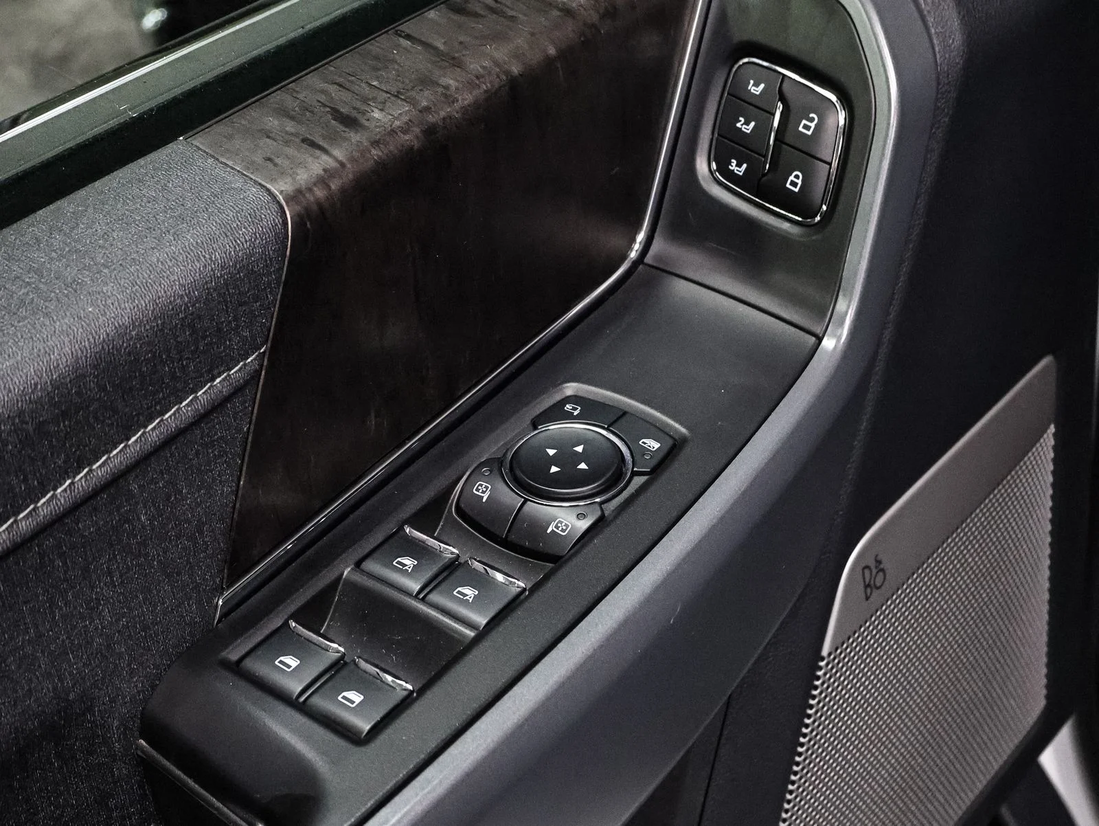 2023 Ford F-150 Lariat - Photo 23