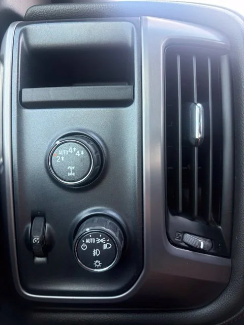 2018 GMC Sierra 1500 SLT - Photo 18
