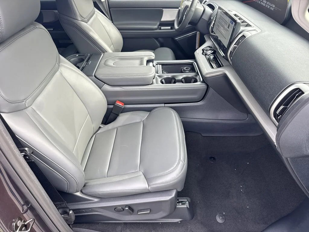 New 2026 Gray Ford Active image 13
