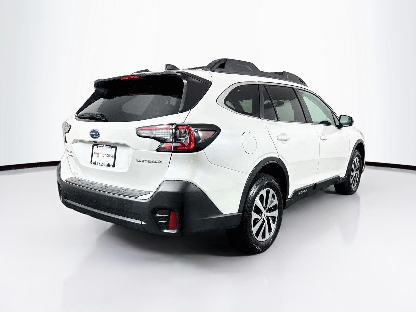 Used 2022 Crystal White Pearl Subaru Premium image 2