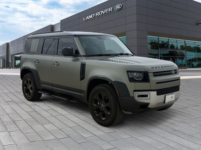 Certified Used 2025 Pangea Green Metallic Land Rover S image 7