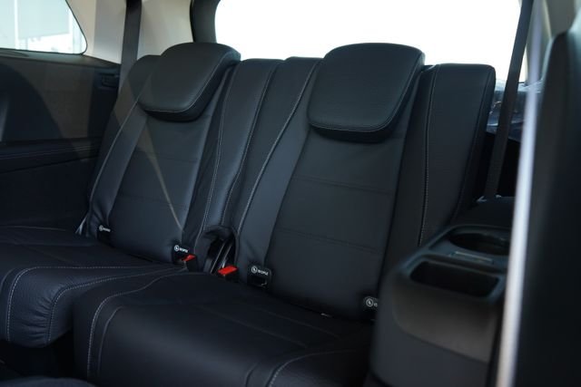 New 2026 Polar White Mercedes-Benz GLS 450 image 33