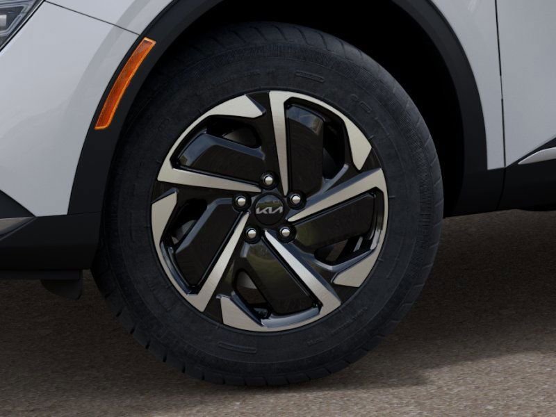 New 2025 White Kia LX image 10