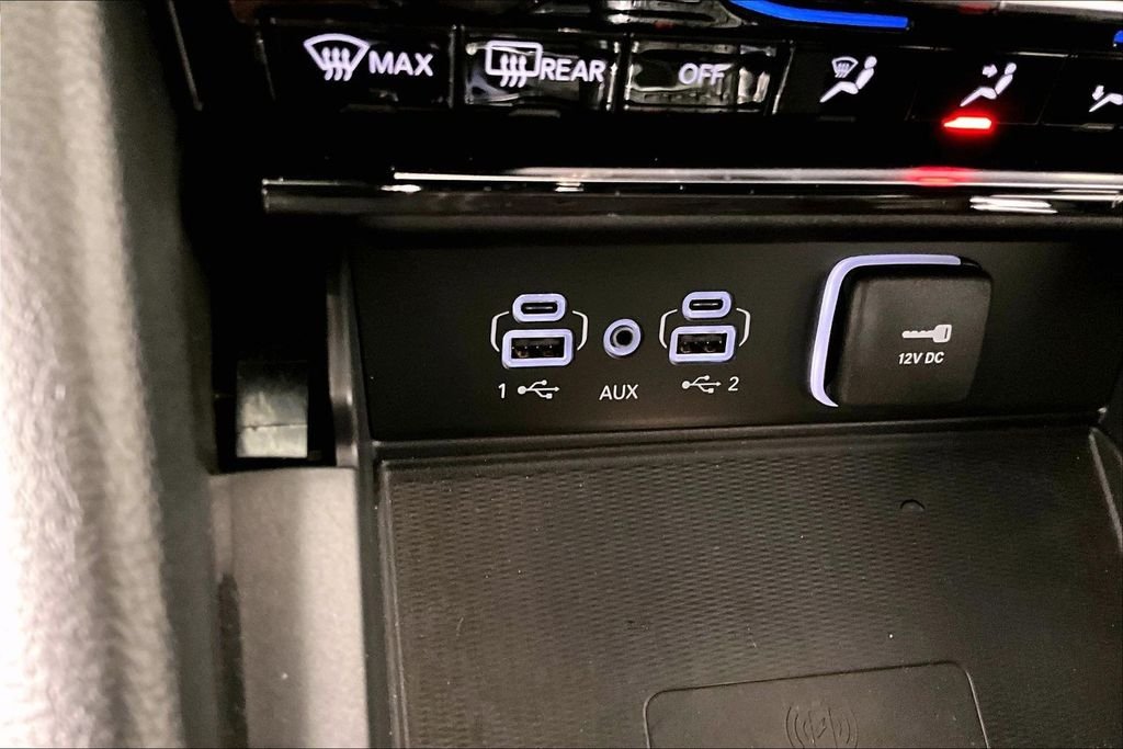 Used 2025 Black Jeep Altitude X image 15
