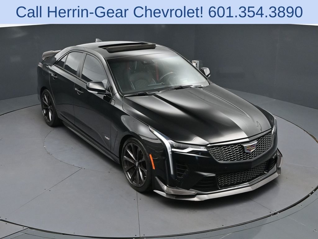 2022 Cadillac CT4 V-Series Blackwing's photo