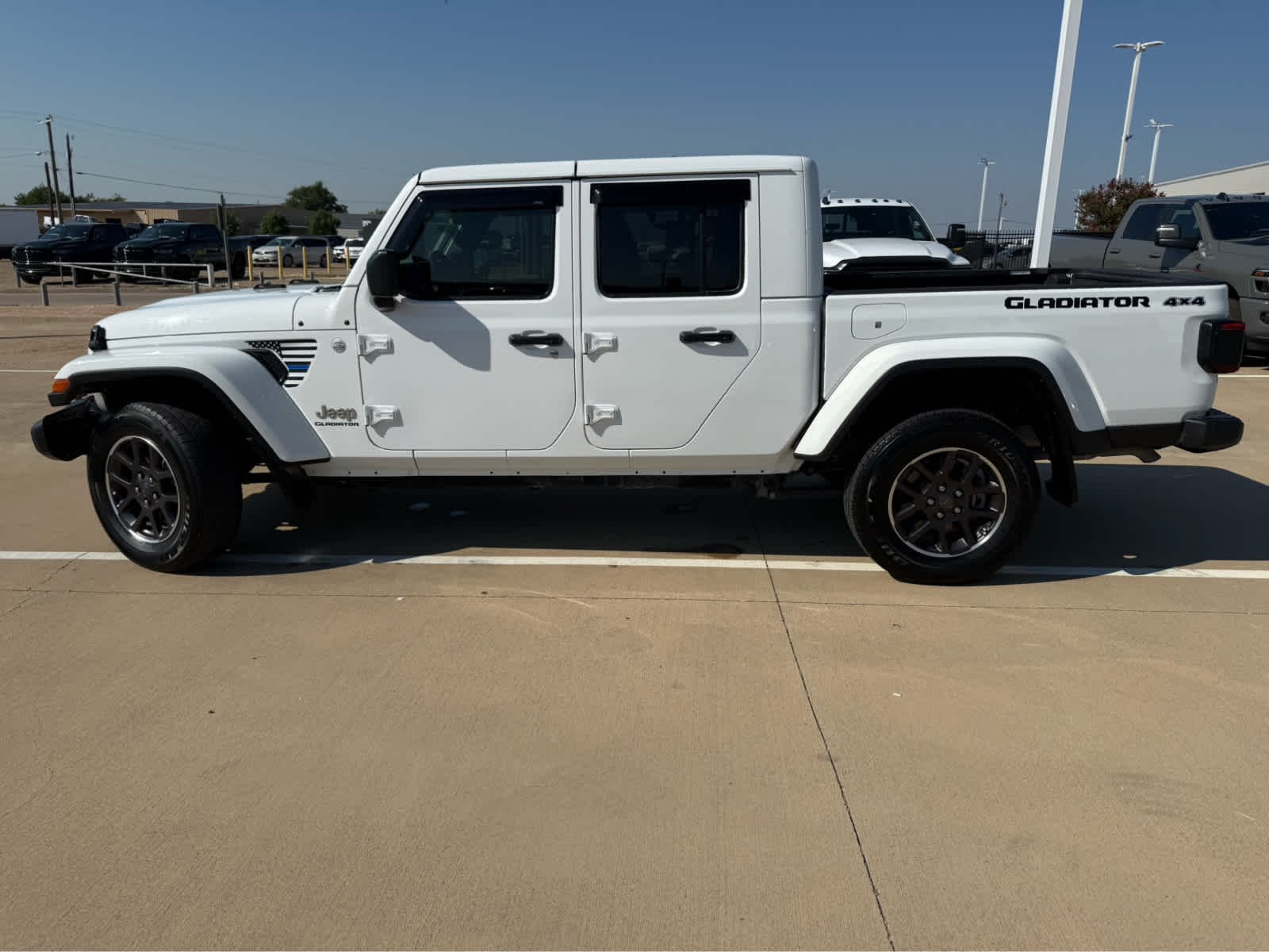 Used 2021 Bright White Clearcoat Jeep Overland image 9