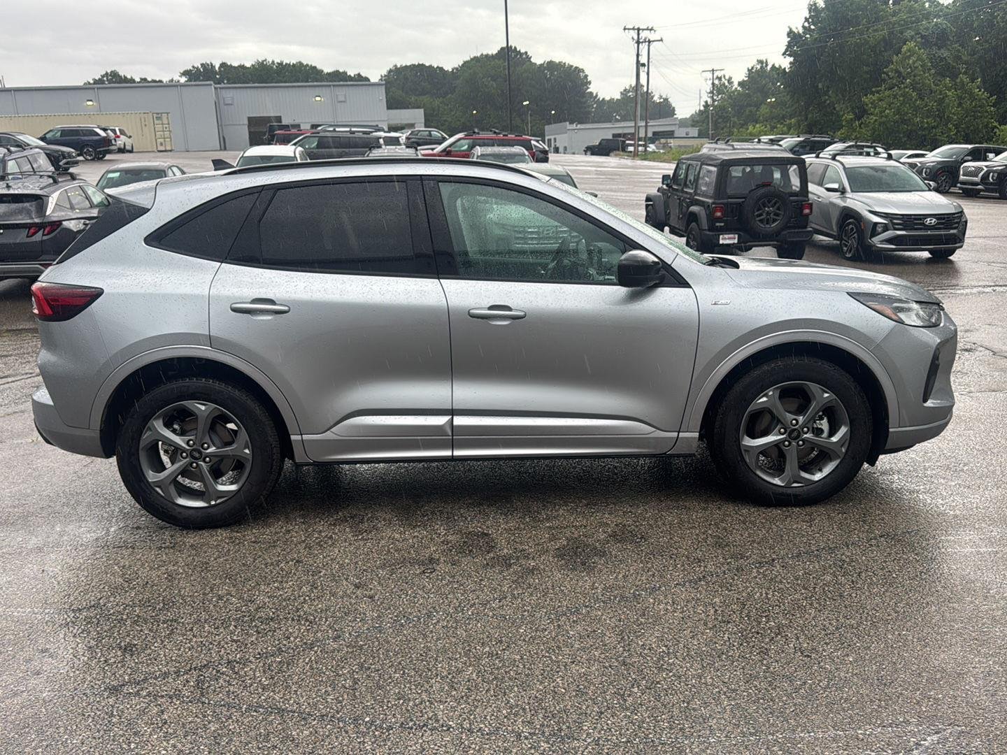Used 2024 Iconic Silver Metallic Ford ST-Line image 2