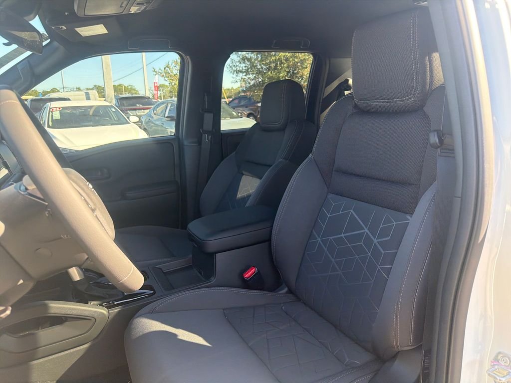 New 2026 Nissan Frontier SV 4D Crew Cab