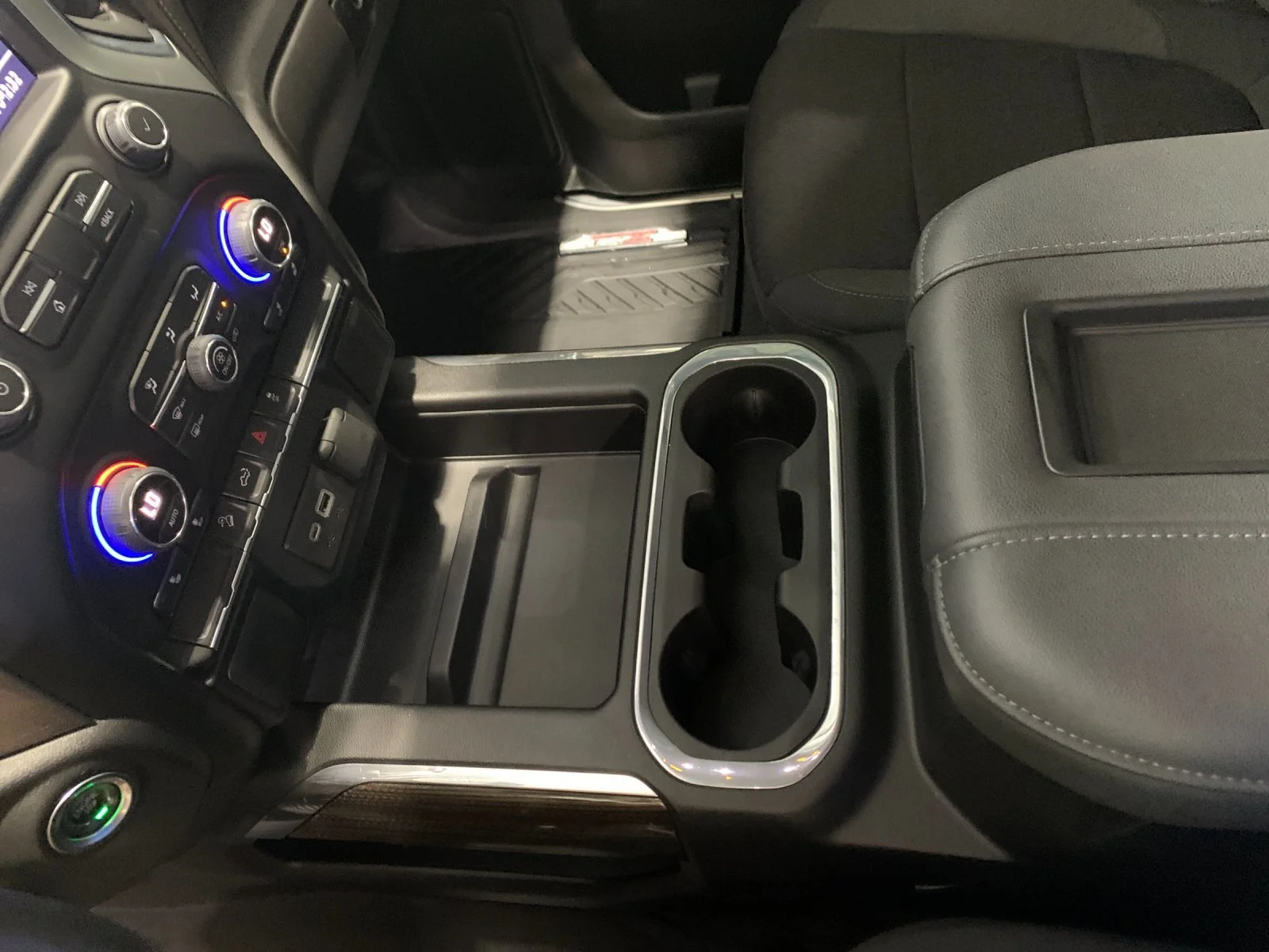 Used 2022 CHERRY RED TINTCOAT Chevrolet LT Trail Boss image 23