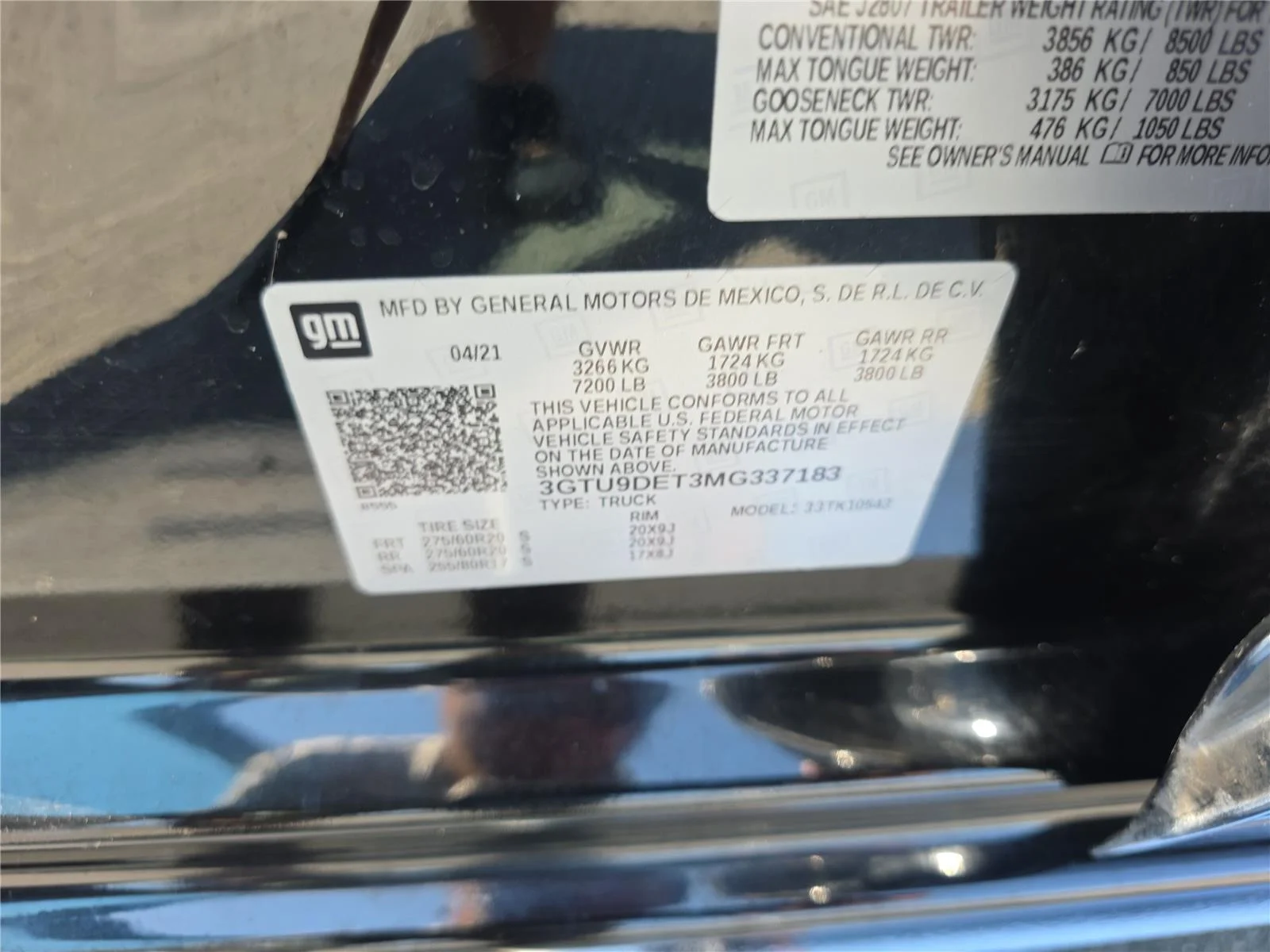 Used 2021 Onyx Black GMC SLT image 38
