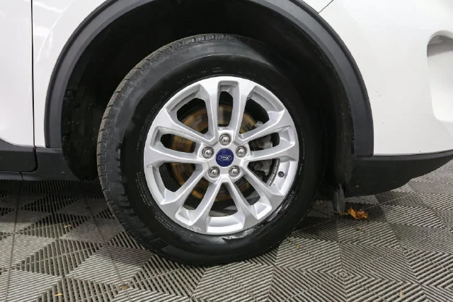 Used 2020 White Ford SE image 14