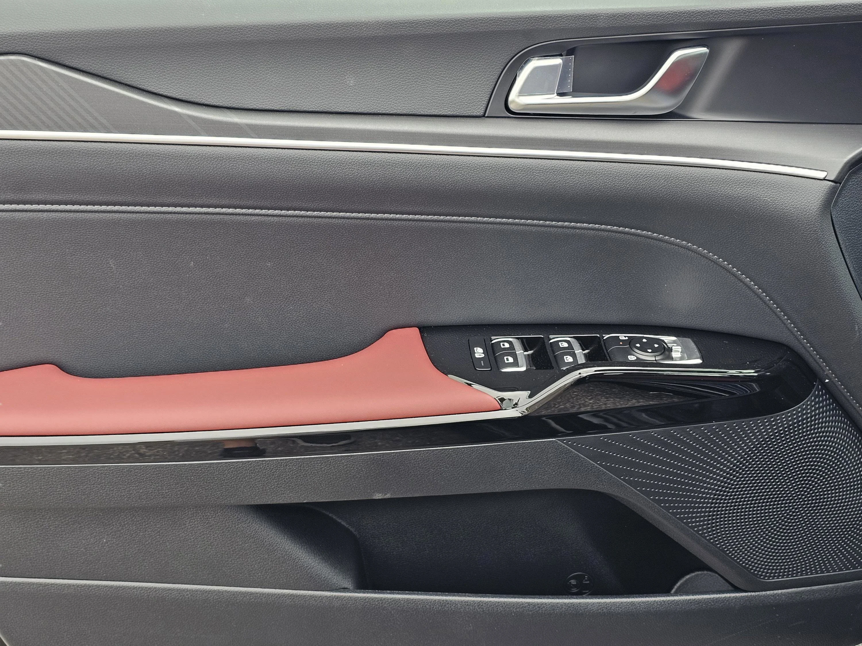 New 2026 Aurora Black Pearl Kia GT-Line image 14