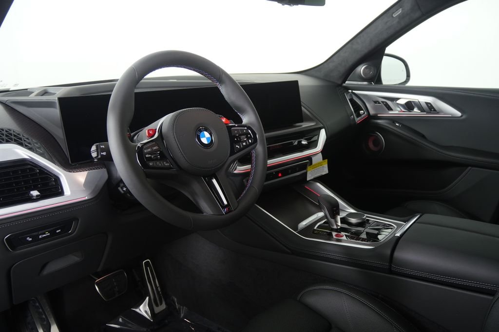 Used 2026 Mineral White Metallic BMW Label image 13