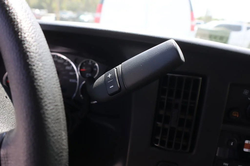 2025 GMC Savana Cargo Work Van - Photo 11