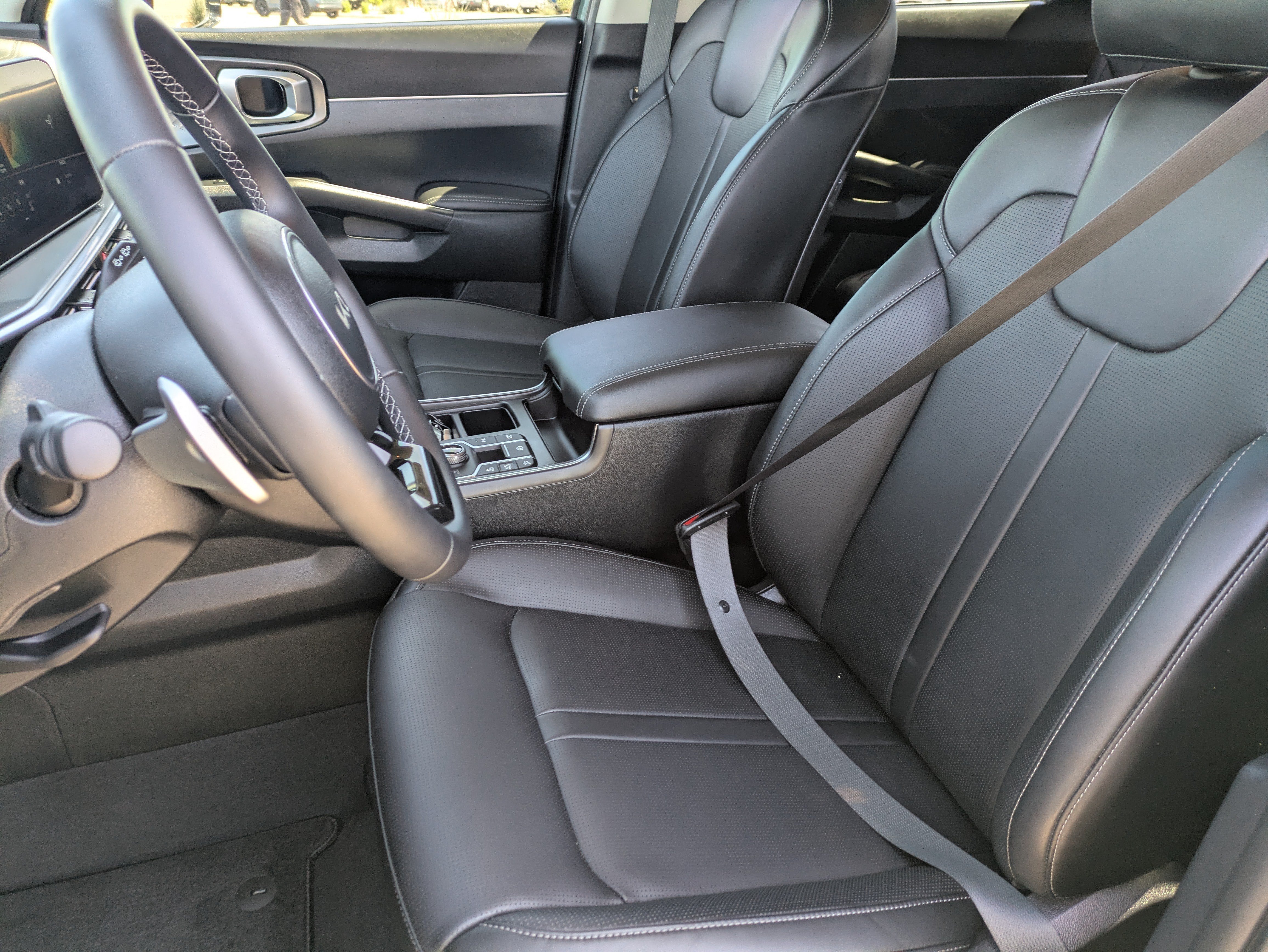 Used 2025 Cityscape Green Kia EX image 26