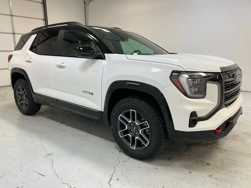 2026 GMC Terrain AT4 - Photo 7