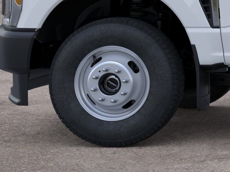 New 2026 Oxford White Ford F-350® XL image 19