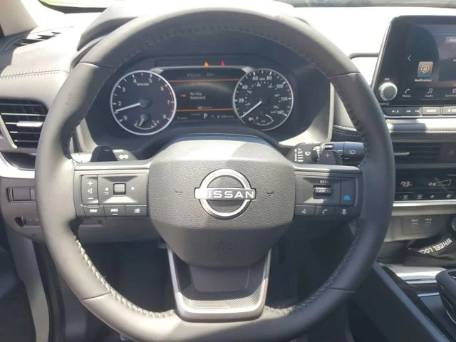 2026 Nissan Rogue SV - Photo 15