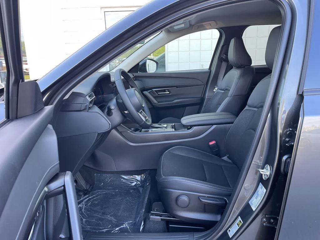 New 2026 Machine Gray Metallic Mazda 2.5 S Select AWD image 14