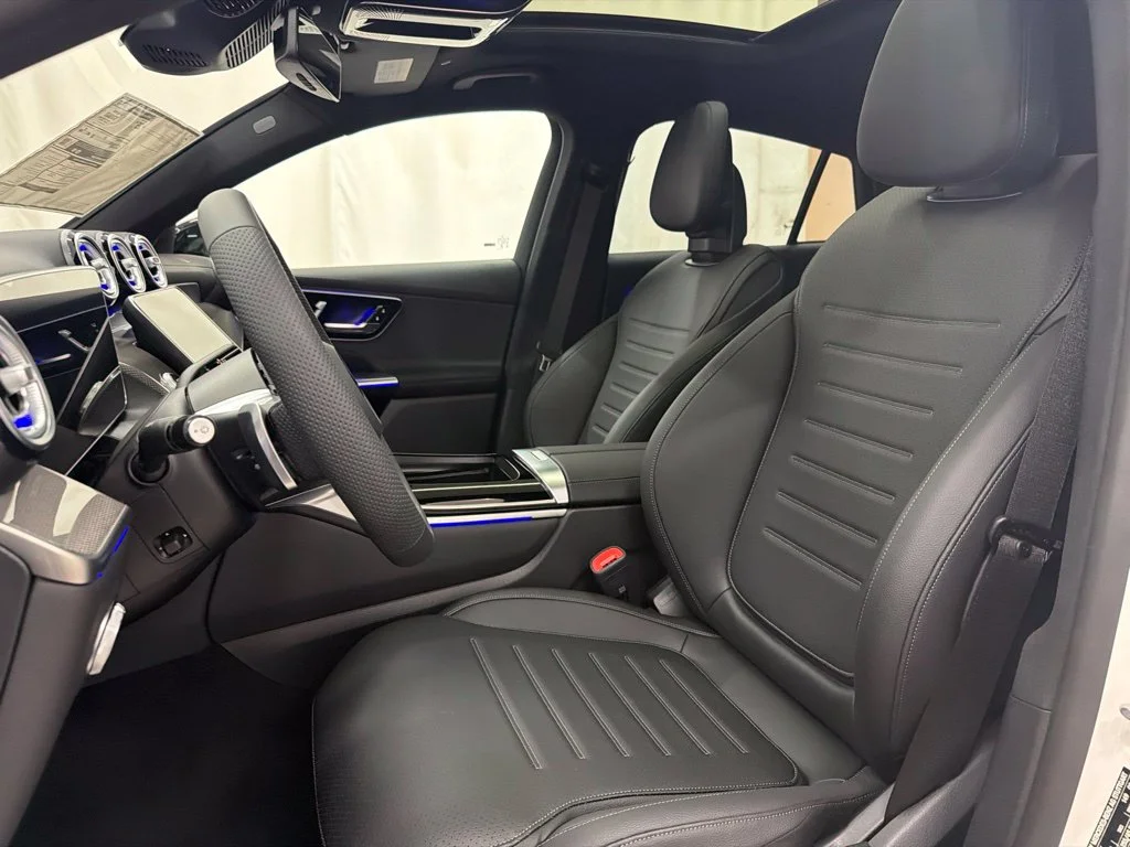 New 2027 White Mercedes-Benz GLC 300 Coupe image 13