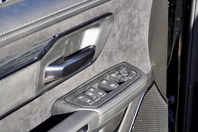 New 2026 Diamond Black Crystal Pearl-Coat Exterior Paint RAM RHO image 30