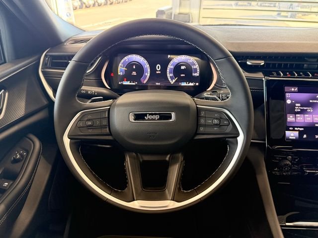 2025 Jeep Grand Cherokee Altitude - Photo 24
