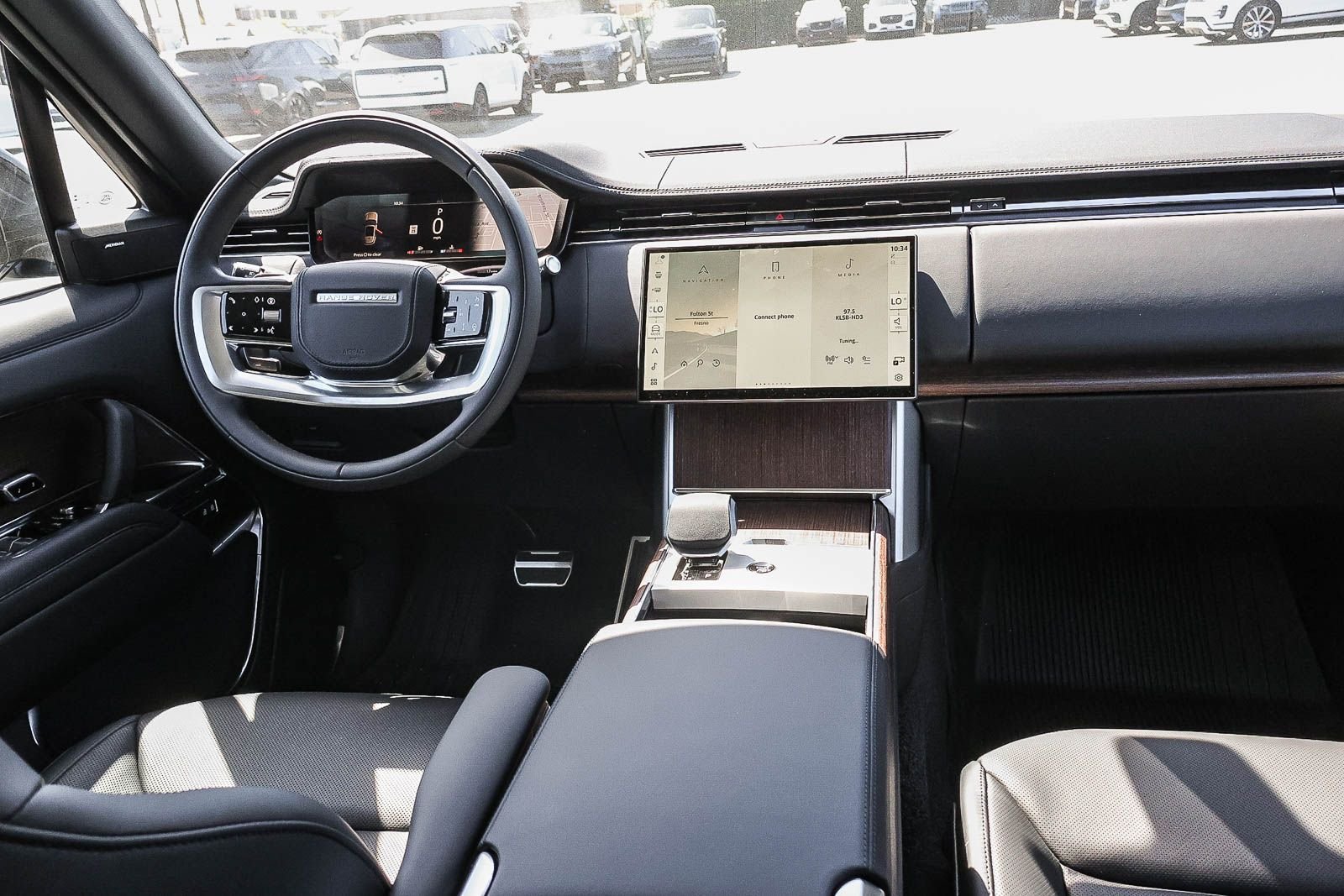 New 2026 Carpathian Grey Land Rover SE image 20