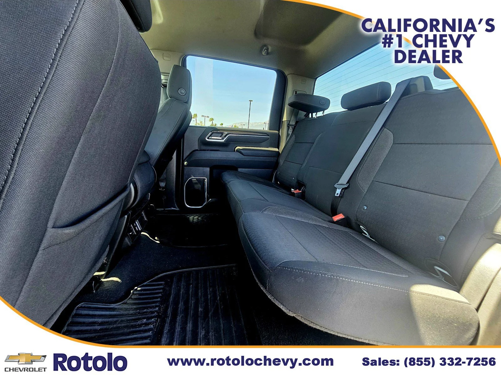 Used 2025 Summit White Chevrolet LT image 16