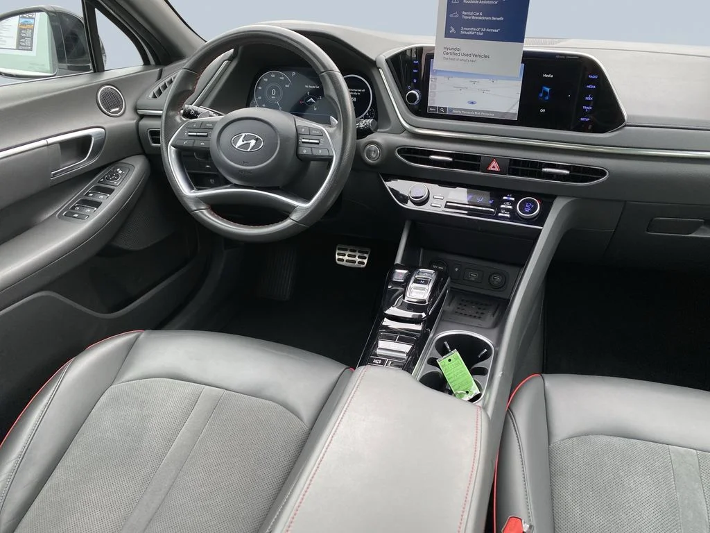 Used 2022 Quartz White Hyundai SEL Plus image 15