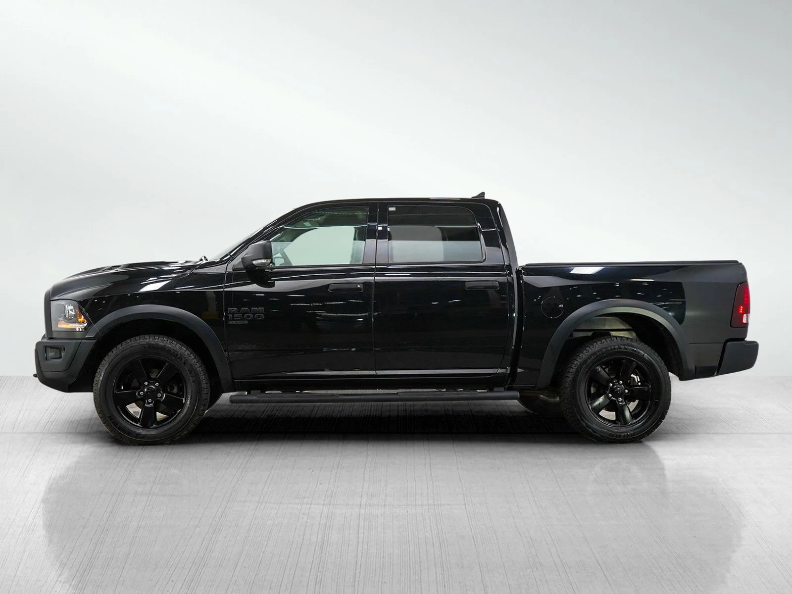 Used 2020 RAM Ram 1500 Classic Warlock with VIN 1C6RR7LG1LS153114 for sale in Burnsville, Minnesota