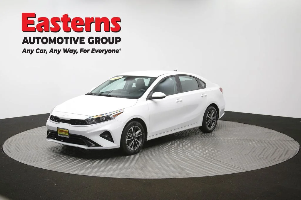 Used 2023 White Kia LXS image 54