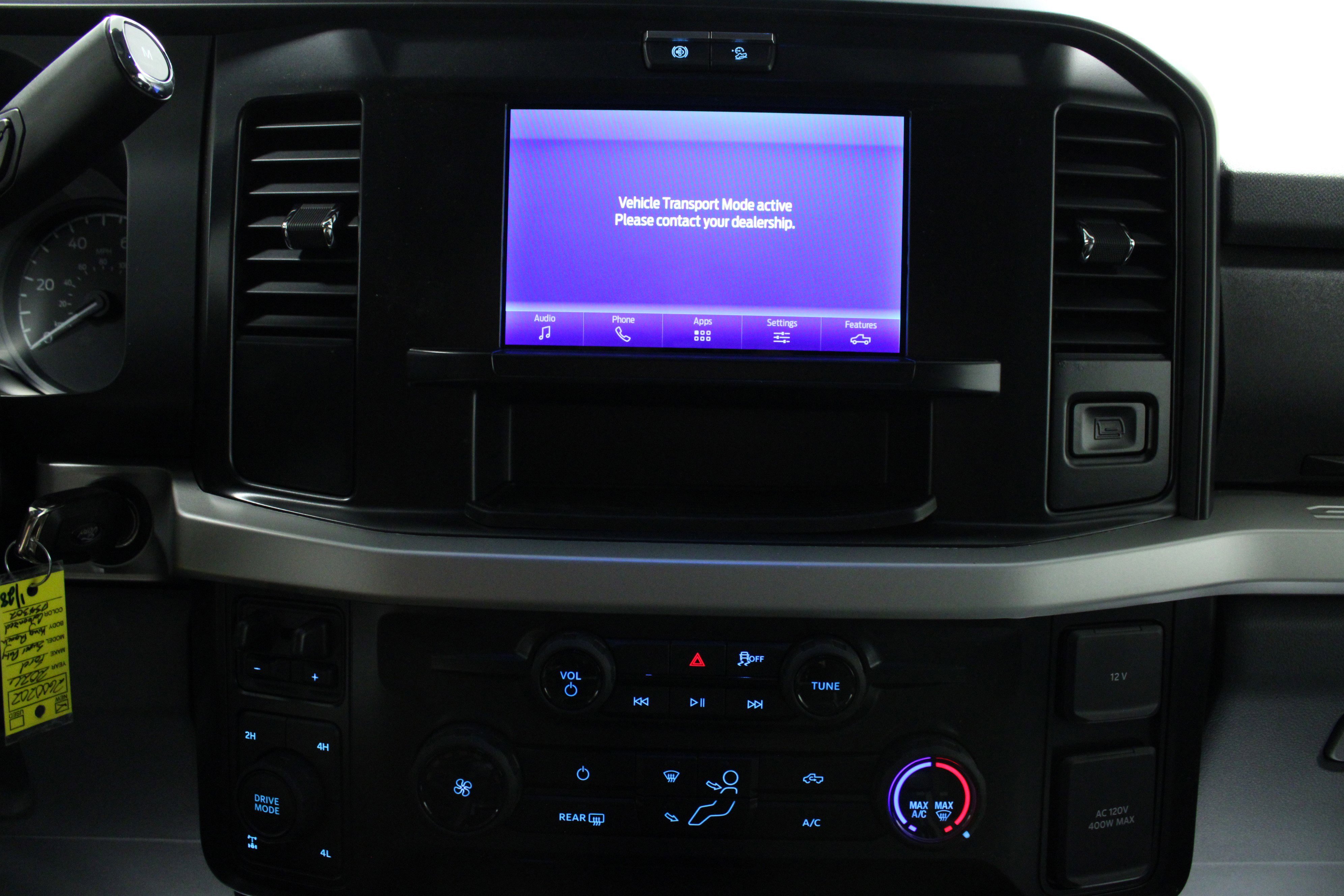 New 2026 Carbonized Gray Metallic Ford XLT image 22