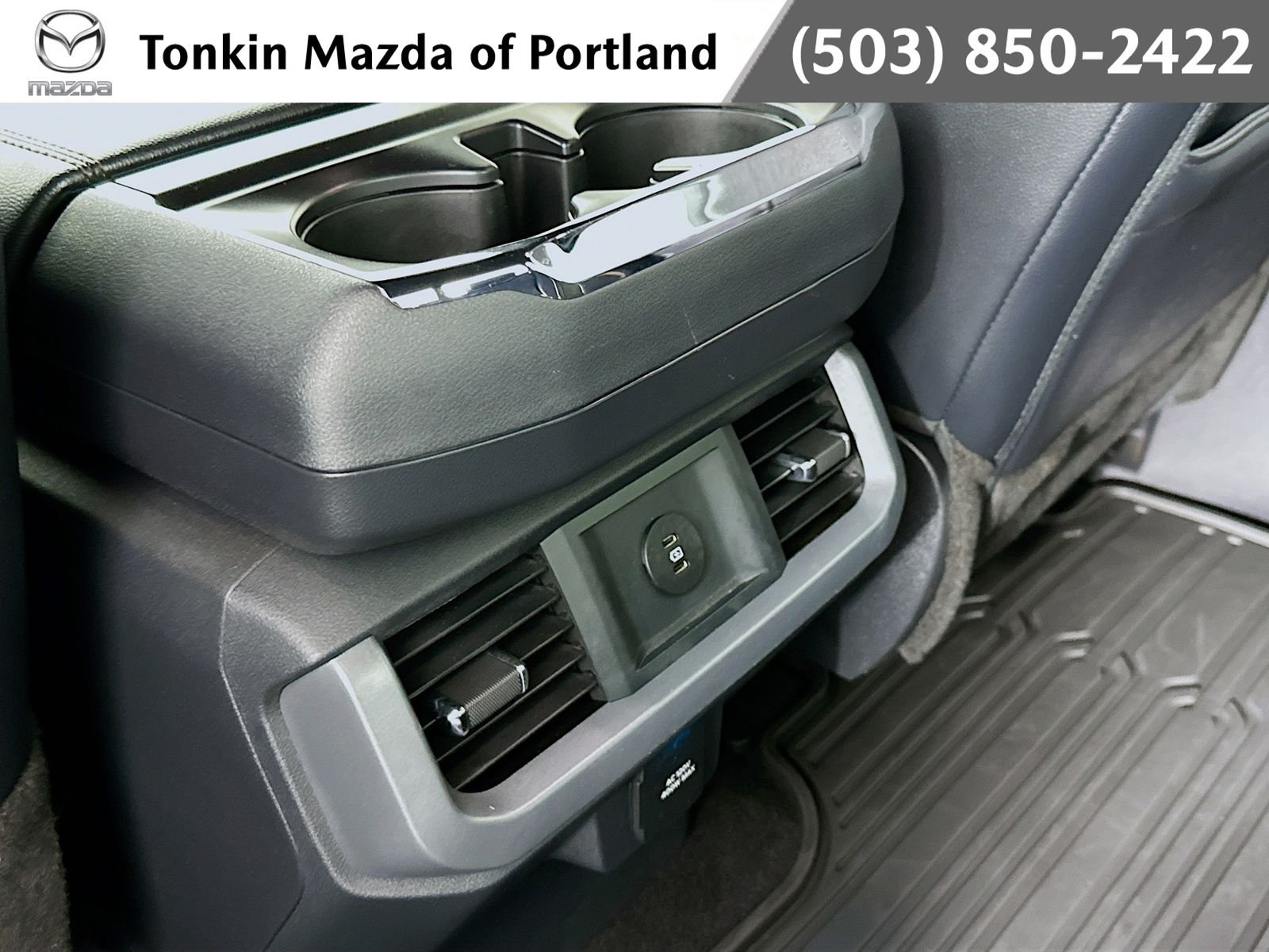 Used 2025 Oxford White Ford Lariat image 26