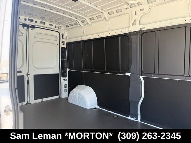 New 2026 Bright White Clear-Coat Exterior Paint Ram High Roof image 11