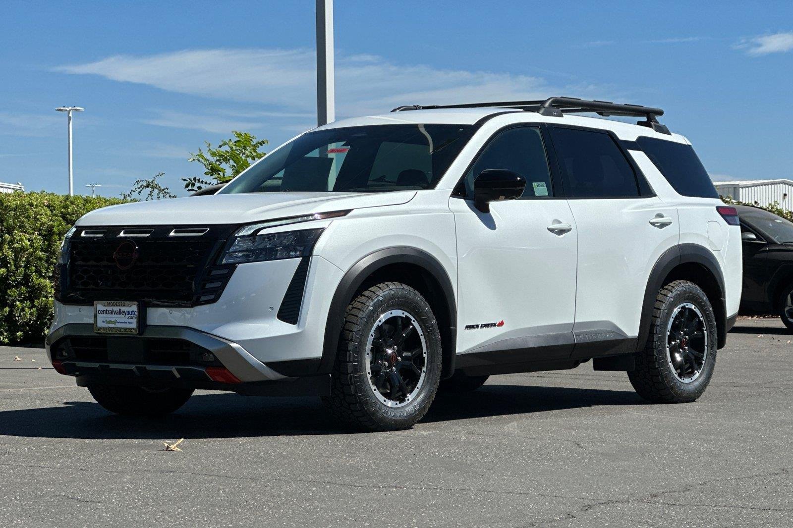 New 2026 Everest White Pearl Tricoat Nissan Rock Creek image 7