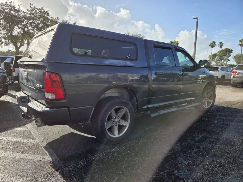 Used 2016 Maximum Steel Metallic Clearcoat Ram Express image 5
