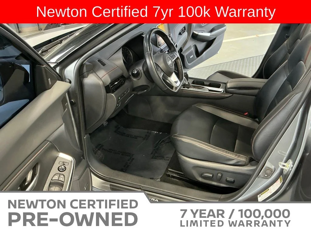 Certified Used 2022 Gun Metallic/Super Black Nissan SR image 7