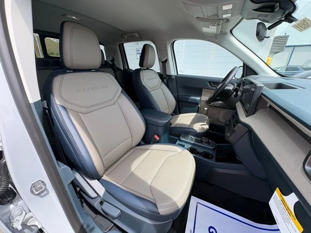 New 2025 White Ford Lariat image 30
