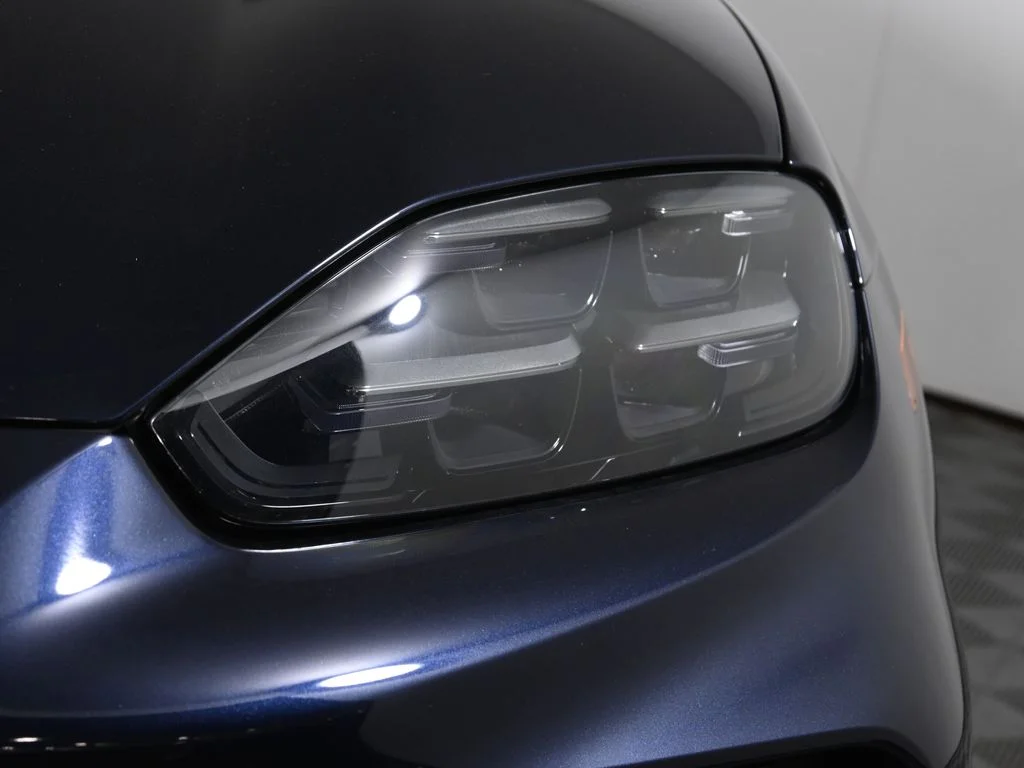 2026 Porsche Cayenne S - Photo 11