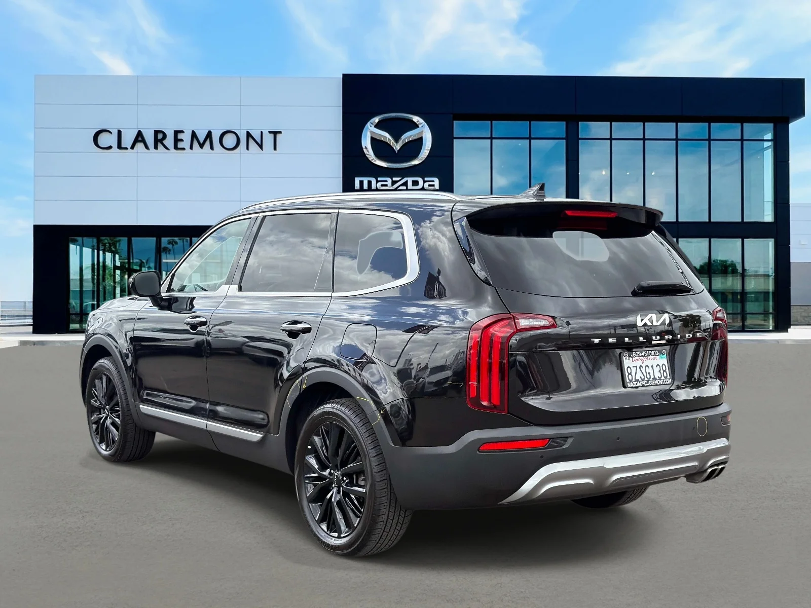 Used 2022 Black Copper Kia SX FWD image 6