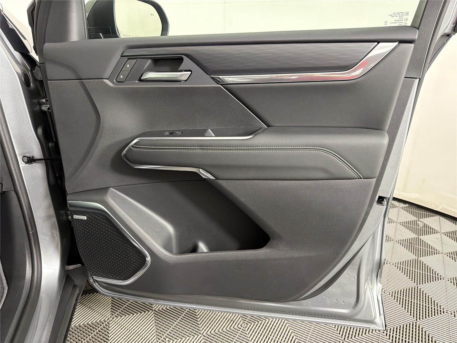 2026 GMC Acadia Elevation - Photo 12