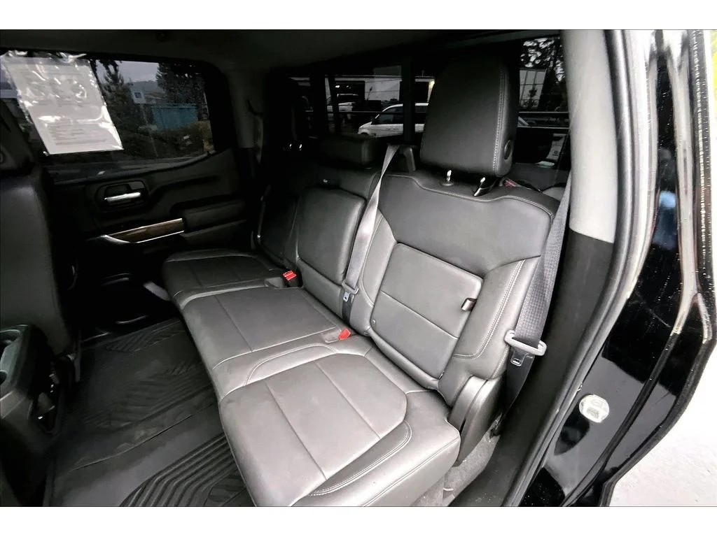 Used 2022  Chevrolet LT Trail Boss image 26