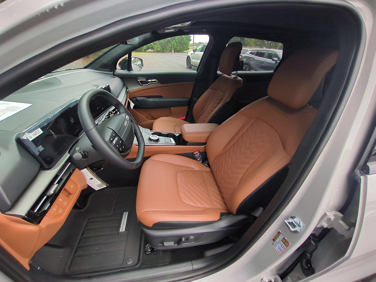 New 2027 WOLF GRAY KIA  image 16
