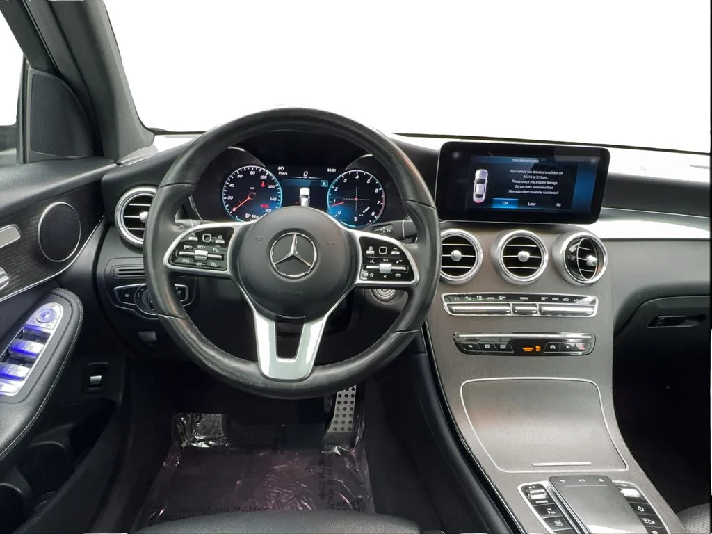 Used 2022 Black Mercedes-Benz GLC 300 image 32