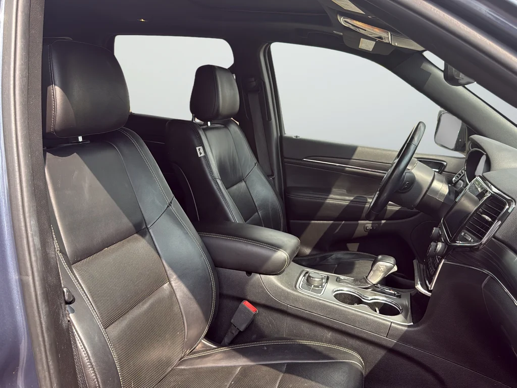 Certified Used 2021 Blue Jeep Limited image 25