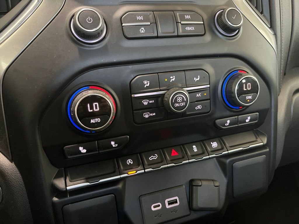 Used 2020 Blue Chevrolet LT image 14