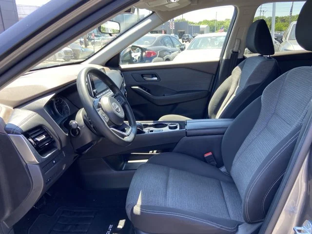 Certified Used 2022 Gun Metallic Nissan SV image 22