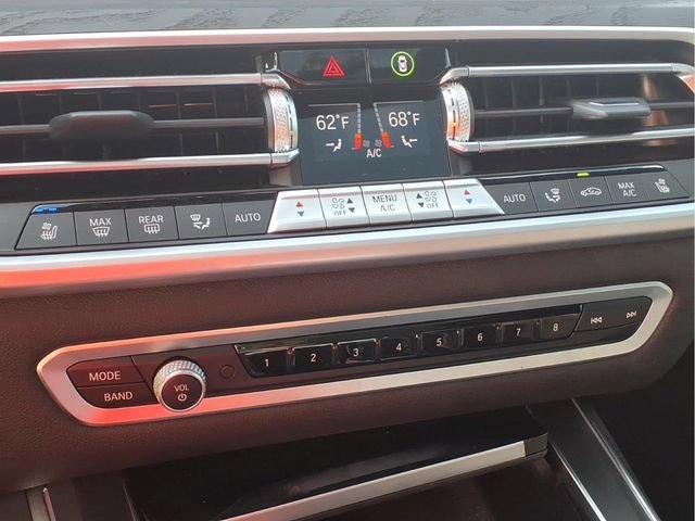 Used 2021 Black BMW M50i image 10