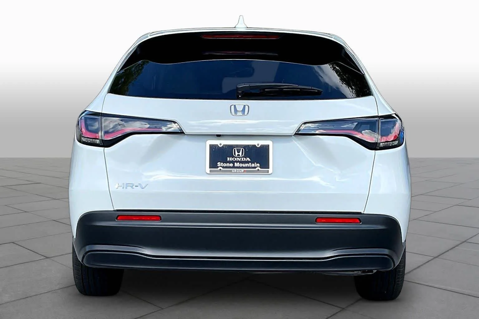 New 2027 Platinum White Pearl Honda LX image 4